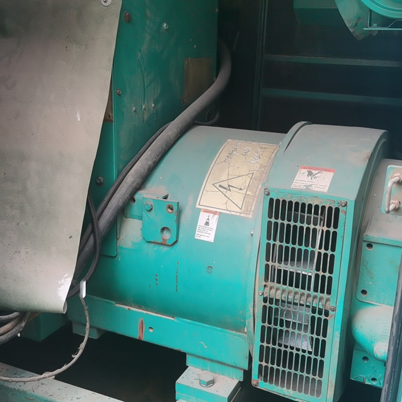 300KW康明斯发电机组出租