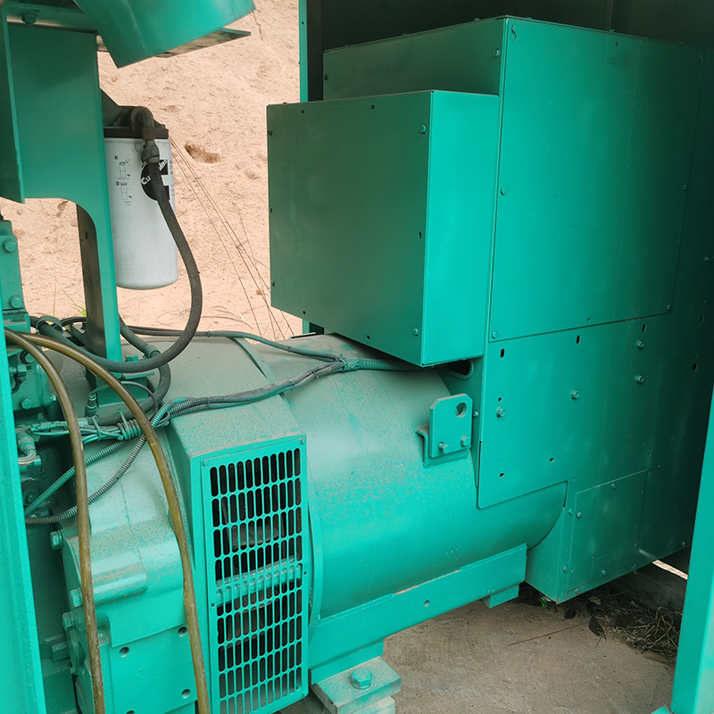 400KW康明斯二手发电机组本地出售-2018年出厂