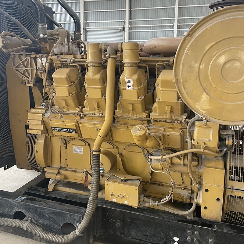 800KW卡特彼勒二手发电机组出售价格-2006年出厂