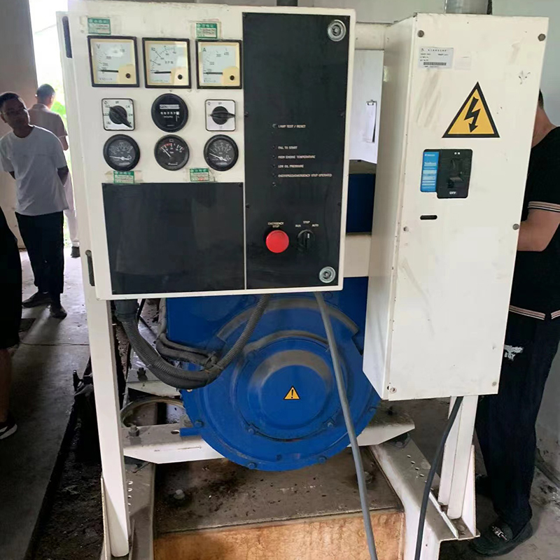 150KW珀金斯二手发电机组转让价格-2015年出厂