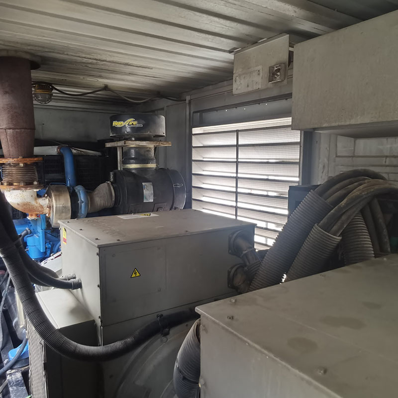 两台500KW玉柴840发电机组出售+并网控制+无锡斯坦福电机+全铜水箱-2019年出厂