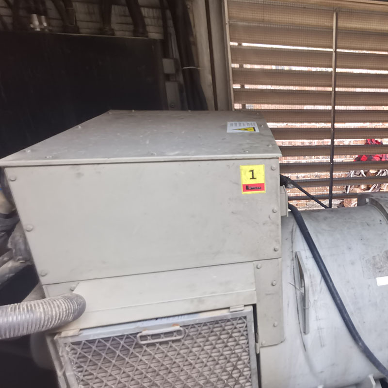 两台500KW玉柴840发电机组出售+并网控制+无锡斯坦福电机+全铜水箱-2019年出厂