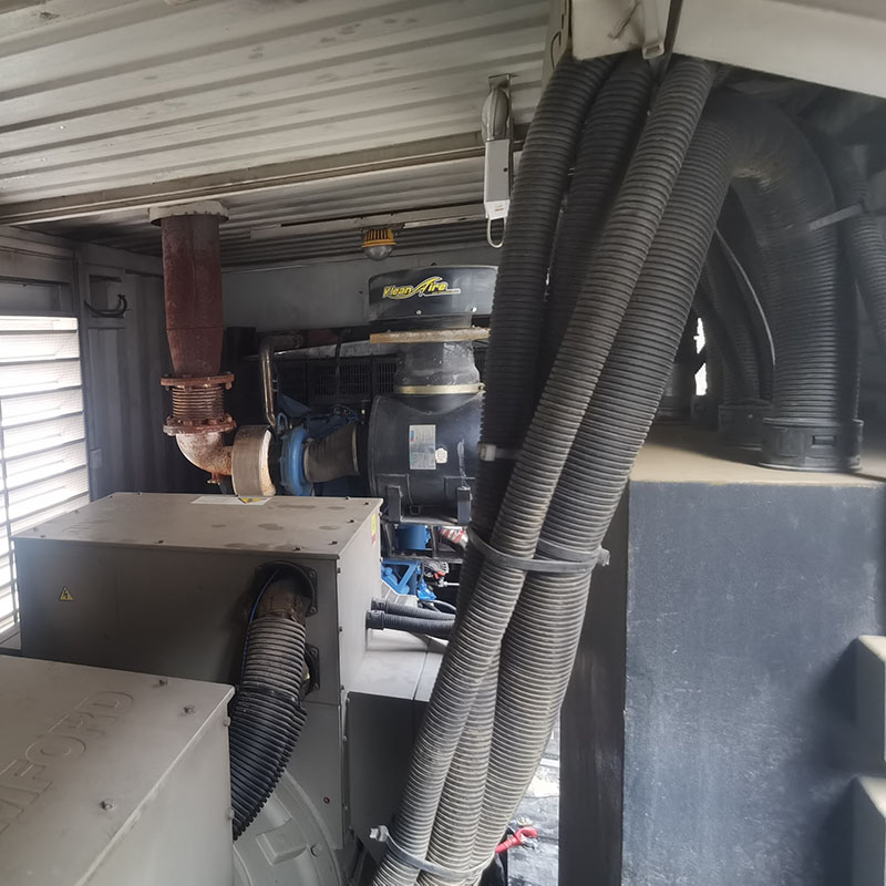 两台500KW玉柴840发电机组出售+并网控制+无锡斯坦福电机+全铜水箱-2019年出厂