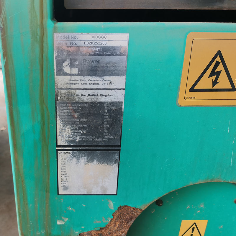 30KW原装进口康明斯二手发电机组销售-2002年出厂