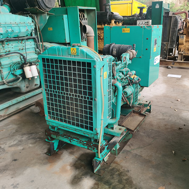 30KW原装进口康明斯二手发电机组销售-2002年出厂