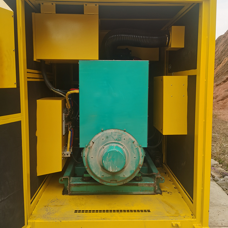 静音箱式柴油发电机组