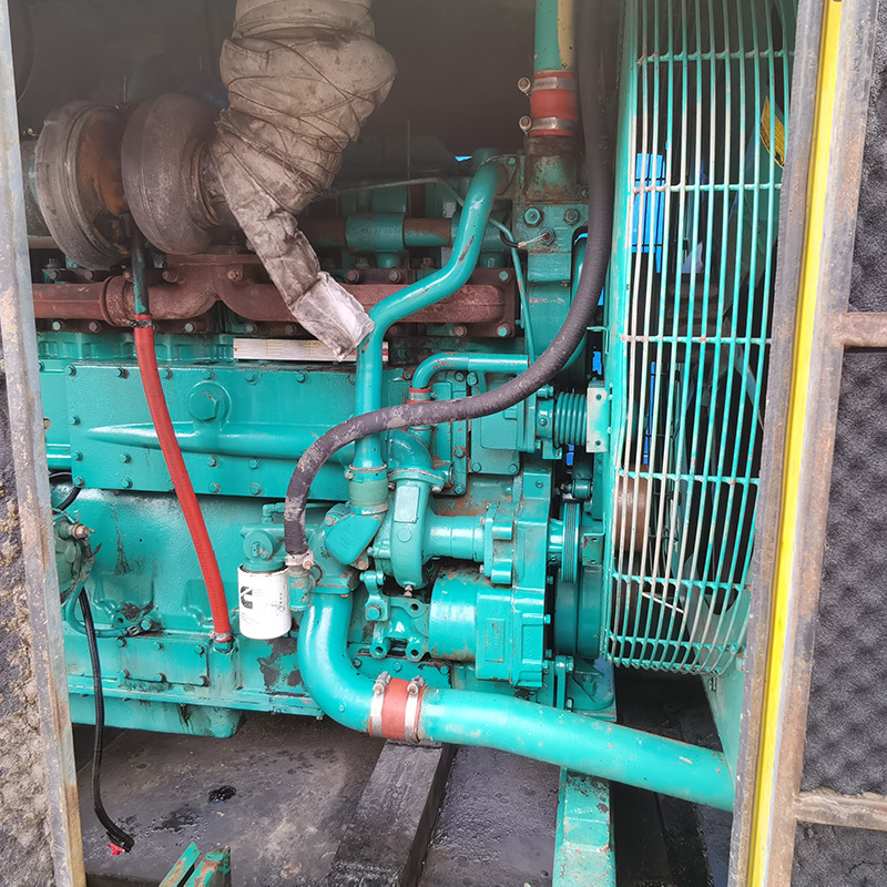 400KW美国康明斯二手静音款发电机组销售-2007年出厂