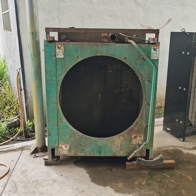 NTA855-G4康明斯二手发电机组全铜水箱散热器