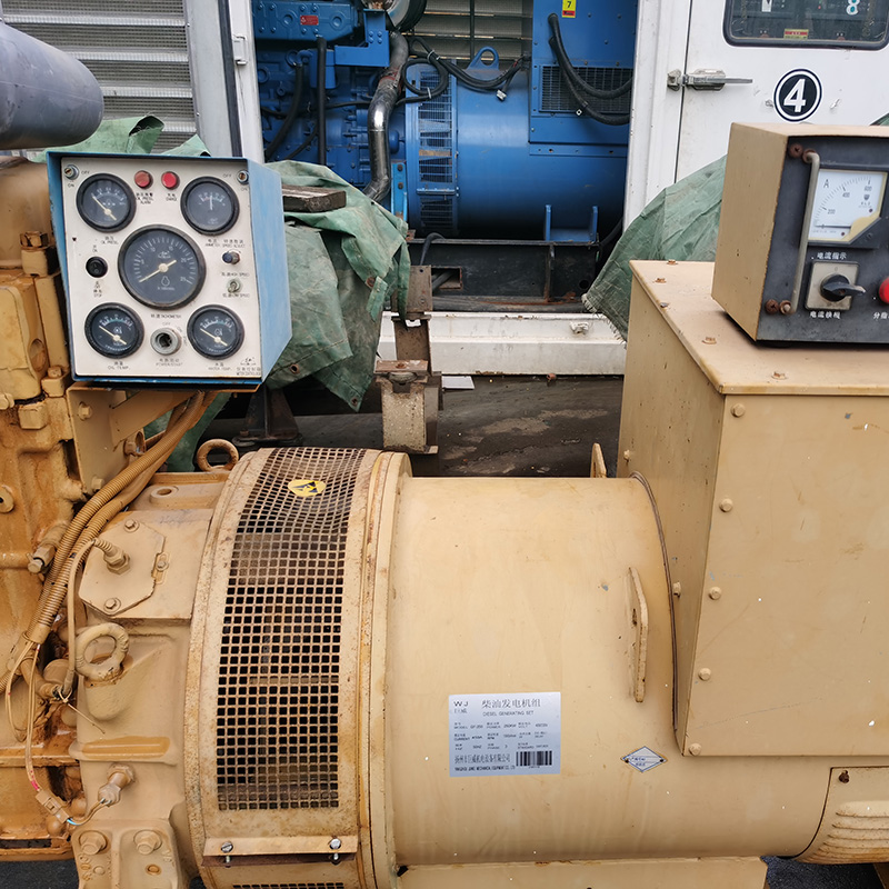 250KW上海东风二手发电机组出售价格-2013年出厂